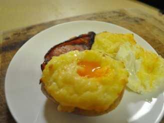 Eggs Baked in Potatoes