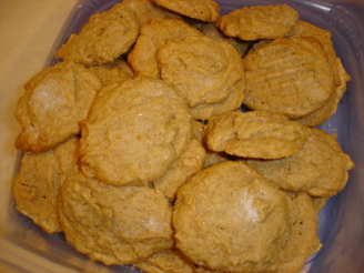 Cinnamon- Peanut Cookies