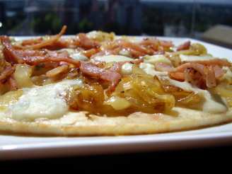 Caramelized Onion & Gorgonzola Pizza