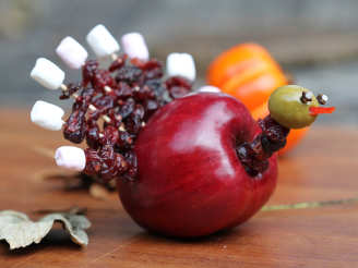 Cute Edible  Apple Turkey (Thanksgiving Treat)
