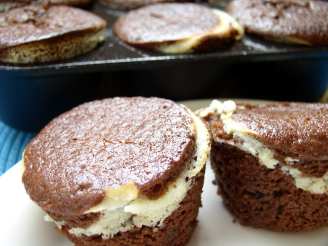 Low-Fat Chocolate Cheesecake Muffins