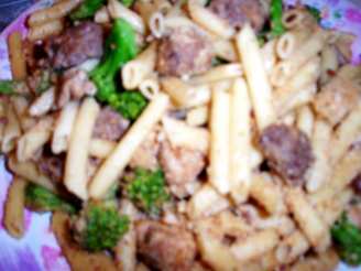 Pasta With Chicken Sausage and Broccoli