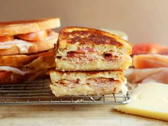 39 Panini Recipes to Make Right Now...