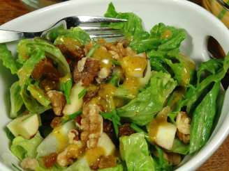 Mama Vi's Spinach Salad With Curry and Chutney Dressing