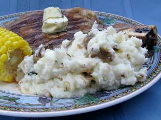 Leek, Mushroom & Thyme Mashed Potatoes