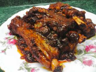 Spicy Pork Ribs With Garlic and Tomatoes