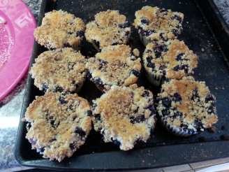 Blueberry Crisp Cupcakes