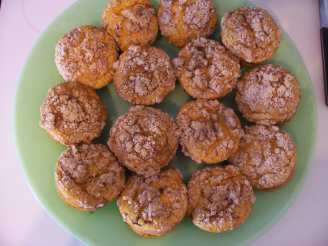 Pumpkin Custard Streusel Muffins