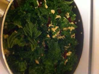 Pasta With Kale and Kidney Beans