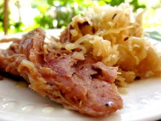 Crock Pot Country-Style Ribs and Sauerkraut