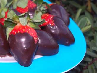 Amarula and Chocolate-Covered Strawberries