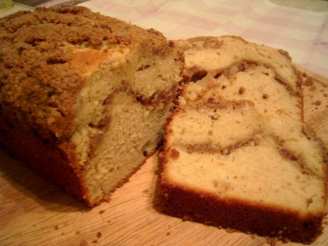 Buttery Apple Loaf Cake