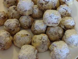 Nestle Crunch Snowball Cookies