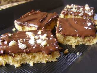 Quick, Easy Oatmeal Bars With Chocolate Topping