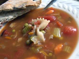 Minestrone Soup (Italian Vegetable Soup)