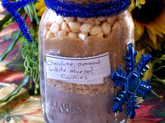Oatmeal Chocolate With White Morsels in a Jar Mix