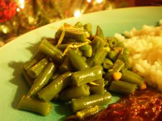 Green Beans With Lemon and Pine Nuts