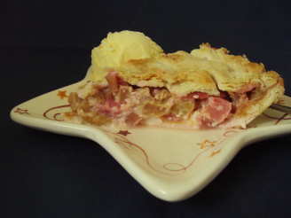 Mimi's Rhubarb Pie