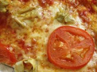 Artichoke Tomato Pizza