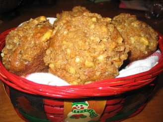 Apple-Nut Muffins With Streusel Topping