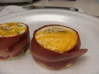 Low-Fat Bacon & Egg Cups