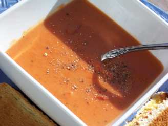 5-Ingredient Tomato Basil Bisque