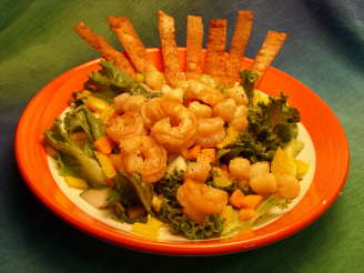 Crunchy Asian Salad With Shrimp and Scallops