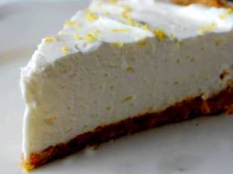 Simple Lemon Cheesecake