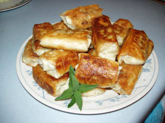 Borek (Turkish Meat Rolls)