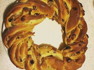 Cranberry-Almond Holiday Wreath Bread