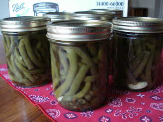 Tangy Pickled Green Beans
