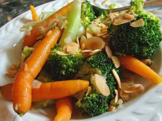 Broccoli and Baby Carrots With Toasted Almonds