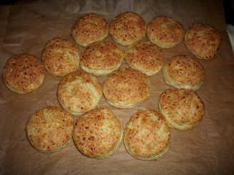 Herbed Cottage Cheese Biscuits