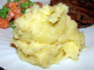 Horseradish and Smoked Gouda Mashed Potatoes (Aka  Van's Favorit