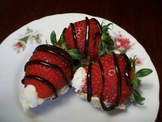 Strawberry Cheesecake Bon Bons
