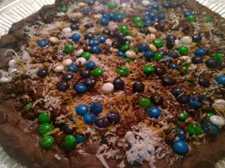 Linda's Holiday M&m Candy Bar Pizza