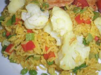 Curried Rice With Cauliflower and Peas