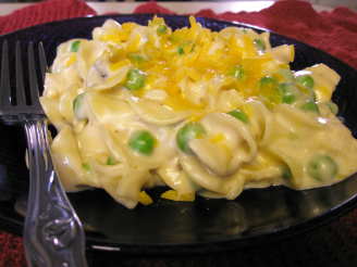 Creamy Chicken and Peas Noodle Toss