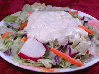 LaRosa's Creamy Garlic Salad Dressing