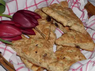 Apple and Granola Scones