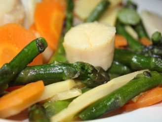 Stir-Fried Scallops With Asparagus