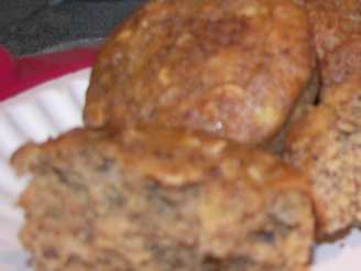 Spiced Applesauce Mini Muffins