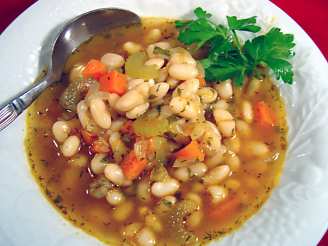 Greek Bean Soup (Fasoulada)