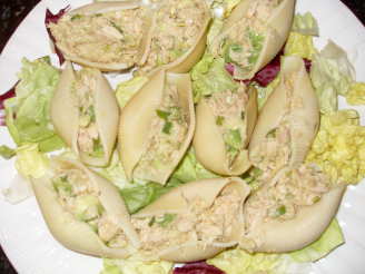 Tuna and Avocado Shell Salad