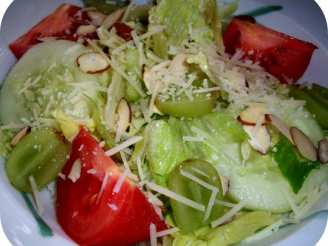 Simply Elegant Salad With Balsamic Raspberry Vinaigrette