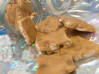 Buttery Microwave Peanut Brittle