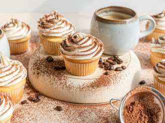Tiramisu Cupcakes (Uses Cake Mix)