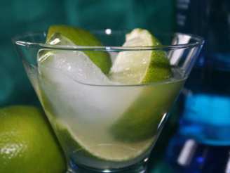 Caipirosca (Brazilian Lime Cocktail)