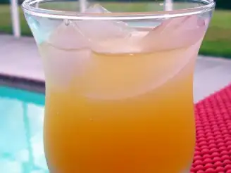 Limoncello Sangria