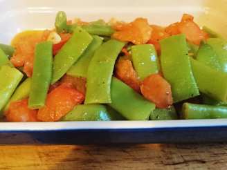 Italian Flat Green Beans With Tomatoes and Garlic